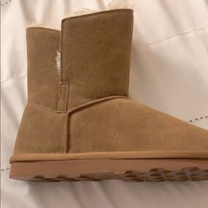 BRAND NEW!! NEVER WORN BOOTIES!!